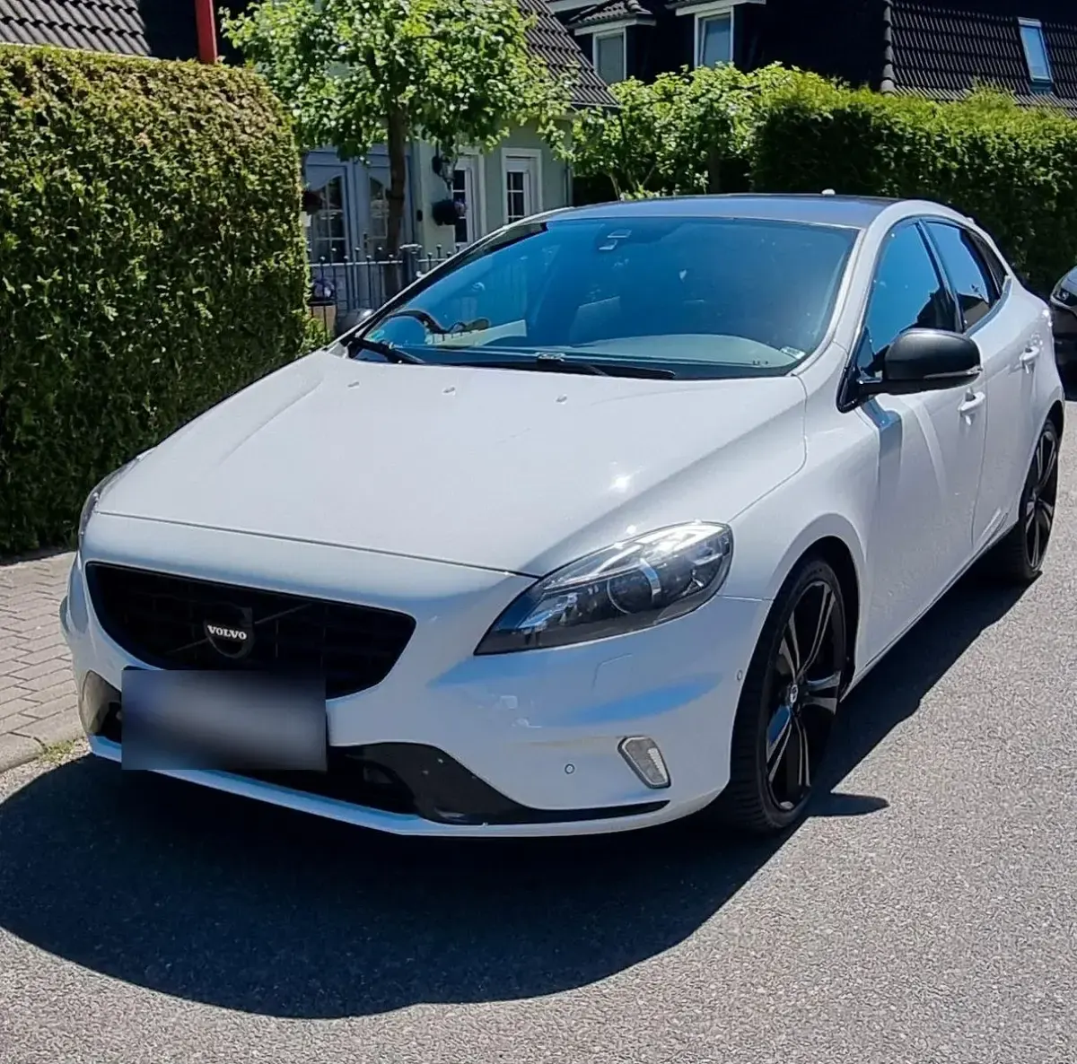 Gebraucht Volvo V40 R-Design 245 PS (180 kW) 2016 Weiß Coupé