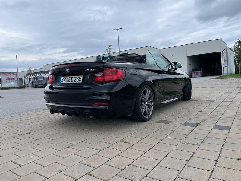 Gebraucht BMW M235 Performance 326 PS (239 kW) 2015 Schwarz Cabrio