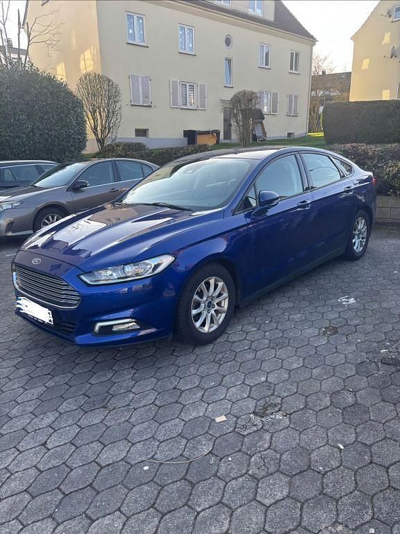 Gebraucht Ford Mondeo Trend 120 PS (88 kW) 2017 Blau Limousine