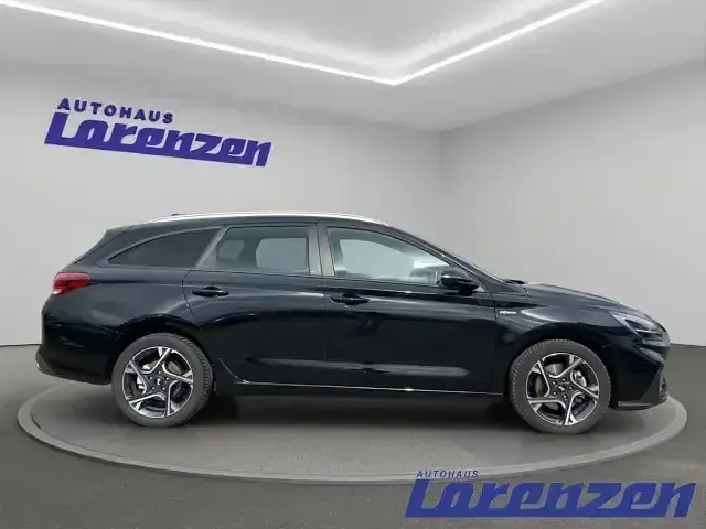 Gebraucht Hyundai i30 Prime 160 PS (117 kW) 2024 Abyss black / mic Limousine