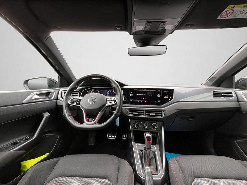Gebraucht VW Polo GTI 207 PS (152 kW) 2022 Deep black perleffekt (metallic) Kleinwagen