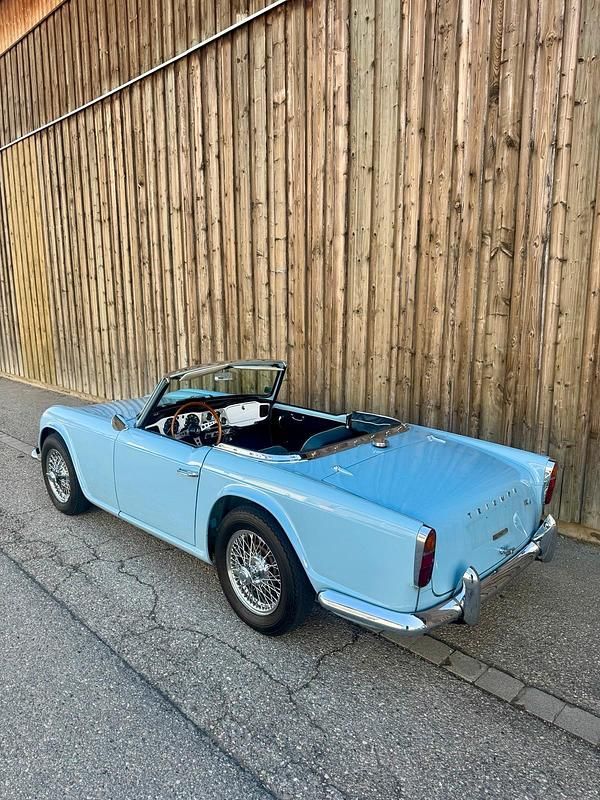 Gebraucht Triumph TR4 100 PS (73 kW) 1964 Blau Cabrio