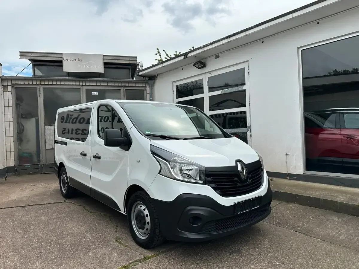 Occasion Renault Trafic 120 ch (88 kW) 2018 Blanc Monospace