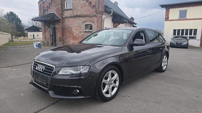 Gebraucht Audi A4 Sport 143 PS (105 kW) 2008 Schwarz Kombi