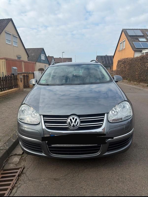 Gebraucht VW Golf V 122 PS (89 kW) 2009 Grau Kombi
