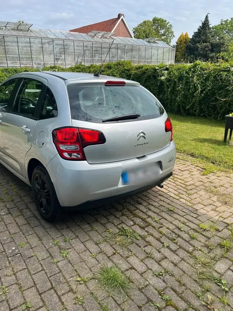Gebraucht Citroën C3 73 PS (53 kW) 2011 Silber Kleinwagen