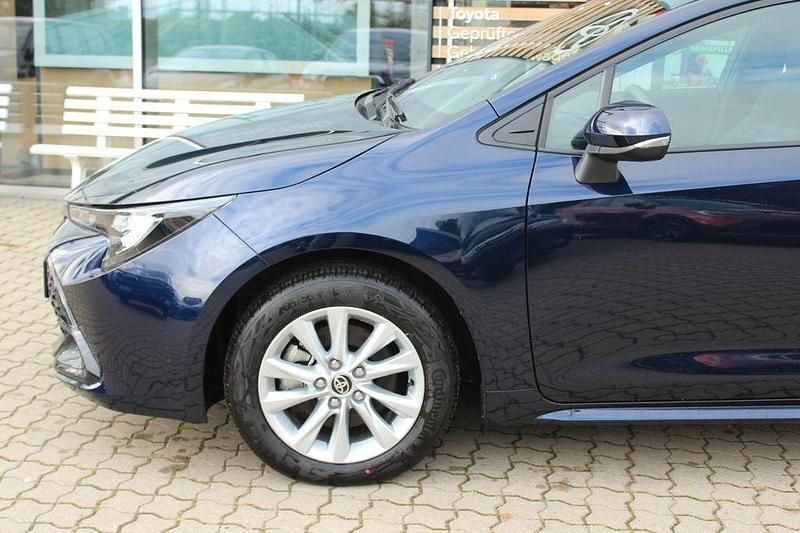 Gebraucht Toyota Corolla Business Edition 196 PS (144 kW) 2024 Blau Kombi
