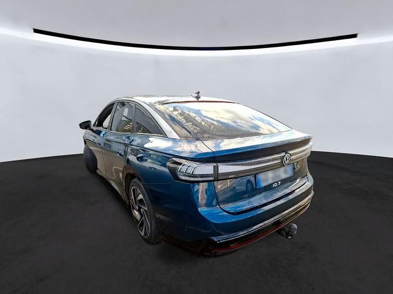 Gebraucht VW ID.7 Pro 210 kW (286 PS) 2023 Aquamarinblau Kleinwagen