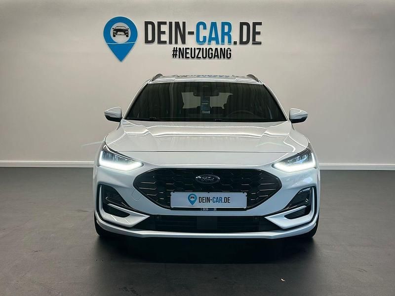 Gebraucht Ford Focus ST-Line X 155 PS (114 kW) 2023 Weiß Kombi