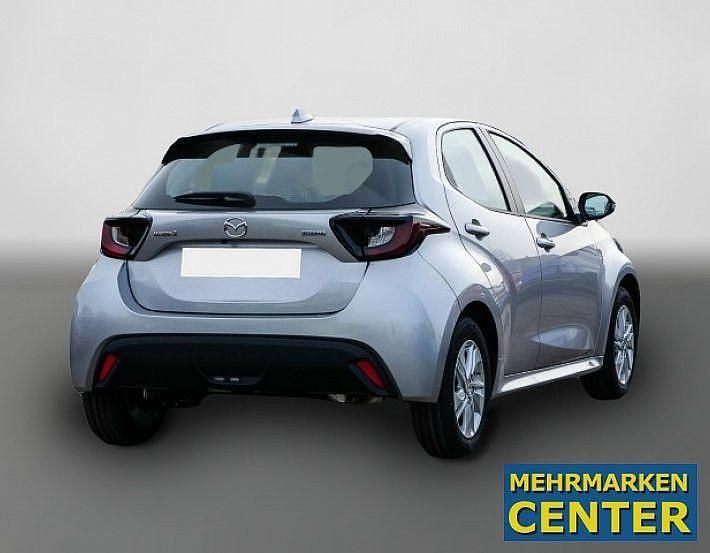 Neu Mazda 2 Center-Line 116 PS (85 kW) 2025 Weiß Limousine