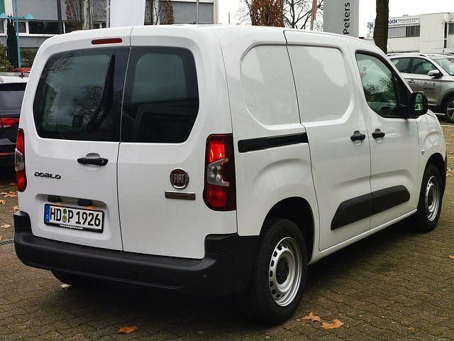 Gebraucht Fiat Doblò 110 PS (80 kW) 2022 Weiß Van / Kleinbus
