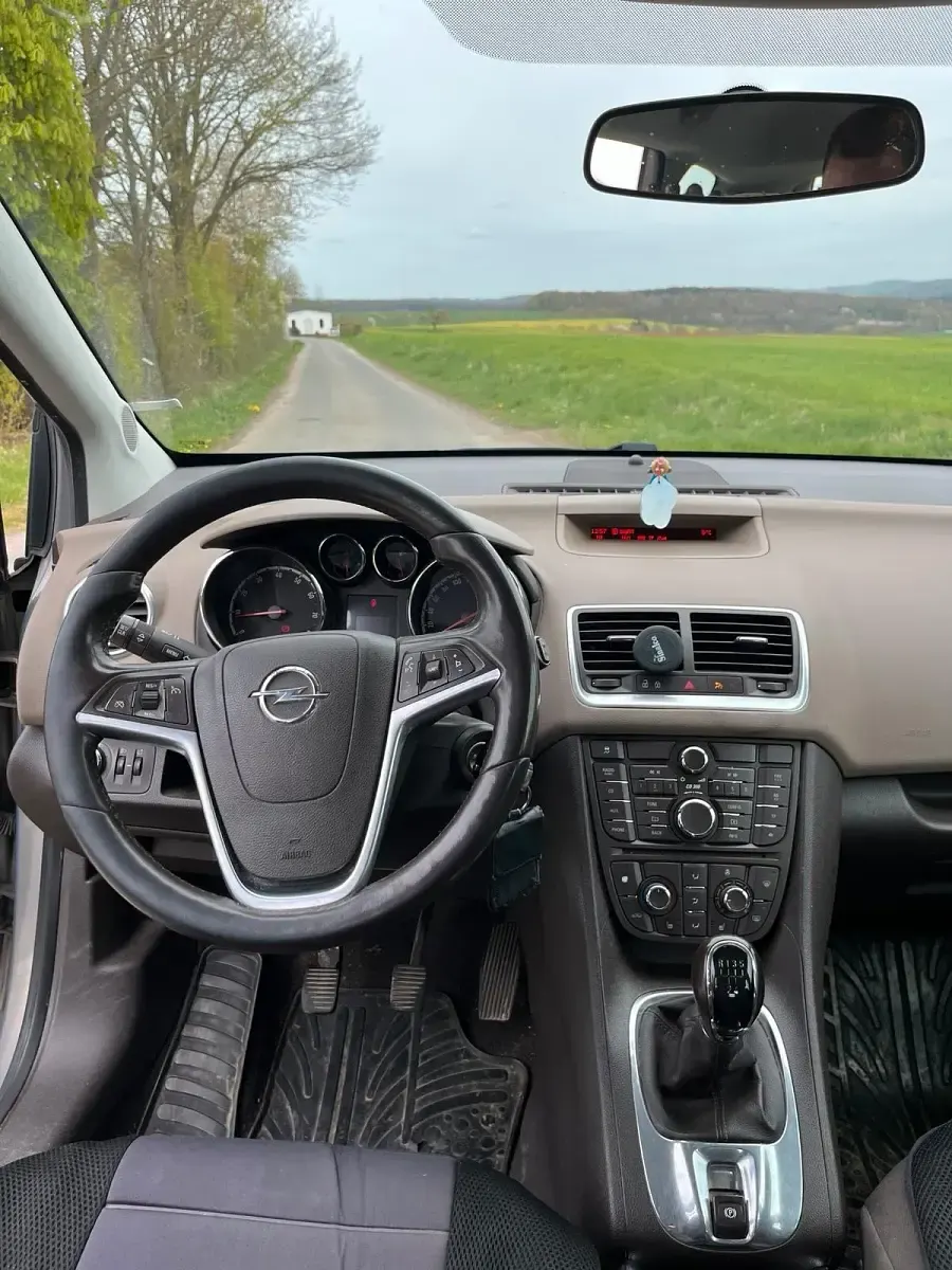 Gebraucht Opel Meriva 125 PS (91 kW) 2011 Silber Van / Kleinbus