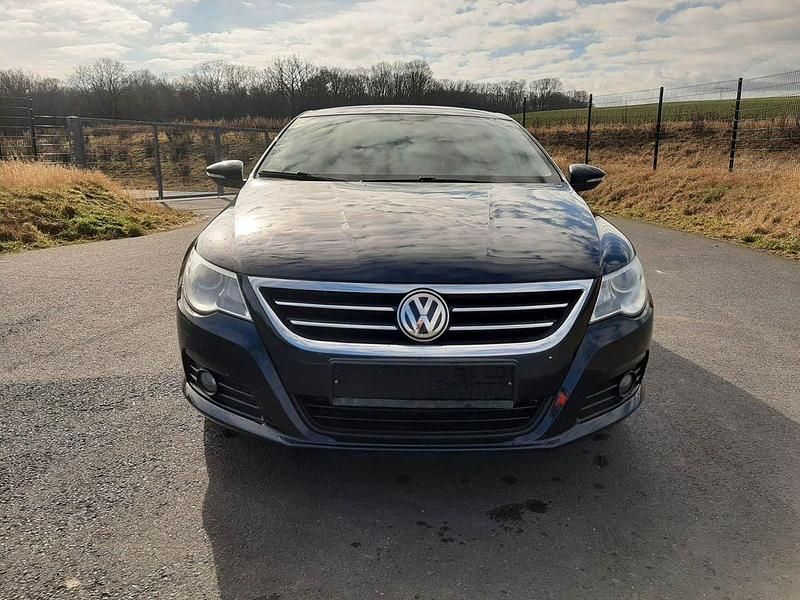 Second-hand VW CC Exclusive 299 CP (219 kW) 2012 Albastru Berlinǎ