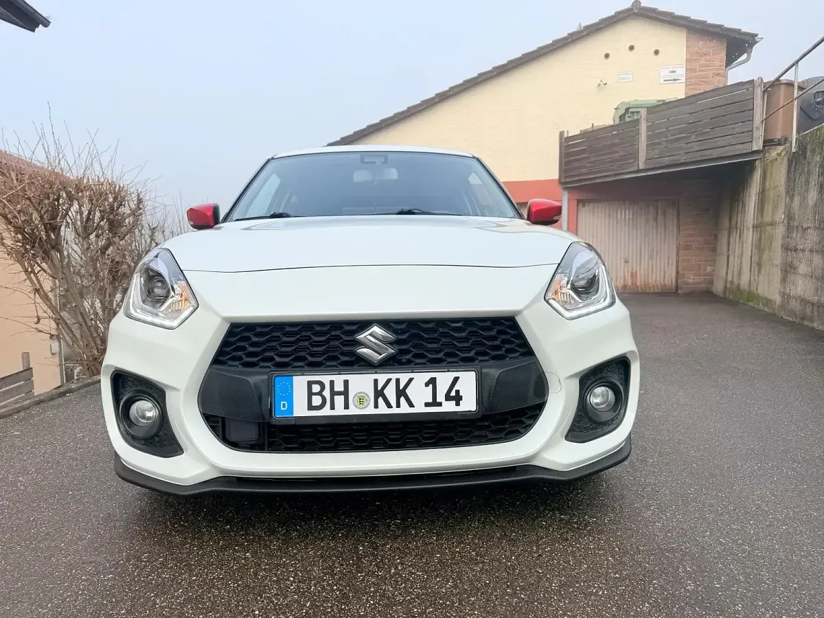 Gebraucht Suzuki Swift Sport 140 PS (102 kW) 2019 Weiß Kleinwagen