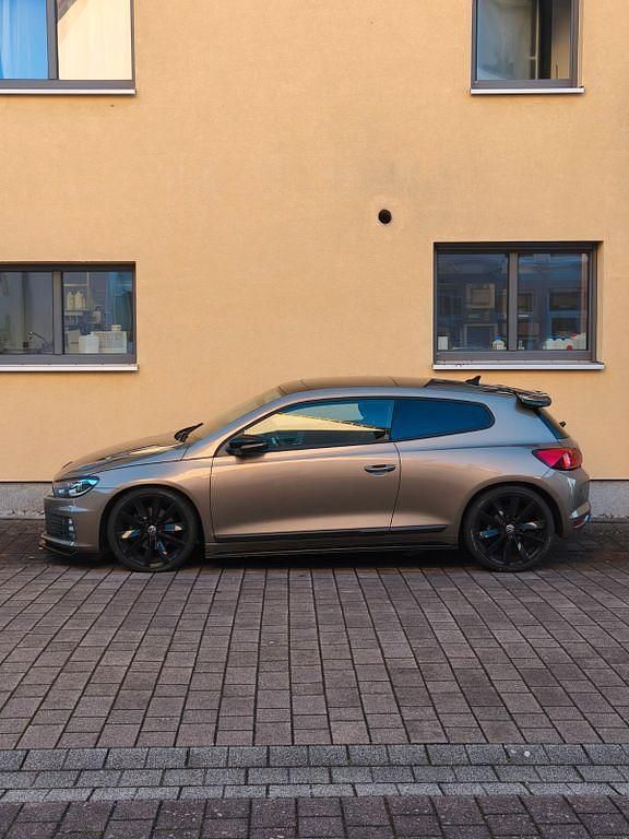 Gebraucht VW Scirocco 180 PS (132 kW) 2016 Gold Coupé