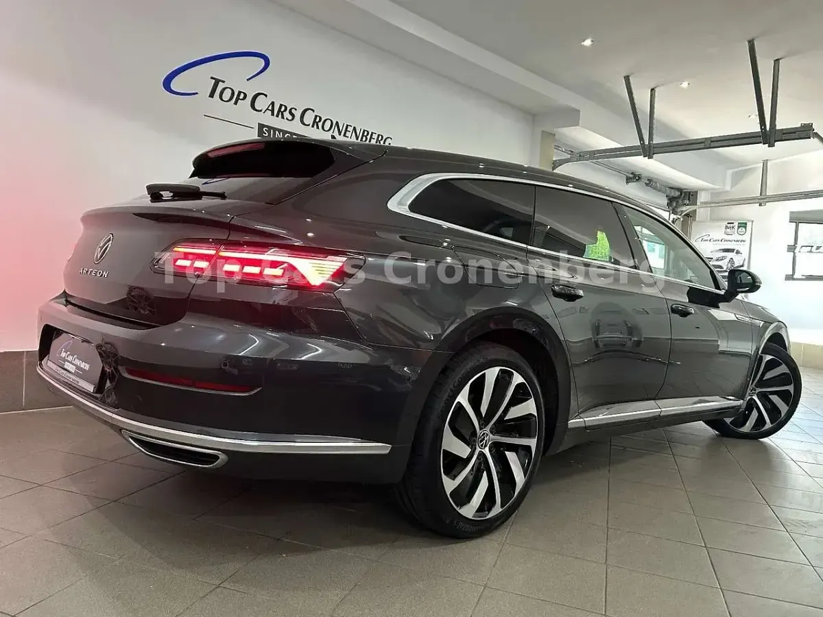 Gebraucht VW Arteon Elegance 200 PS (147 kW) 2022 Mangangrau Kombi