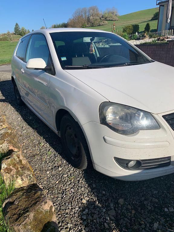 Gebraucht VW Polo Comfortline 86 PS (63 kW) 2008 Weiß Kleinwagen