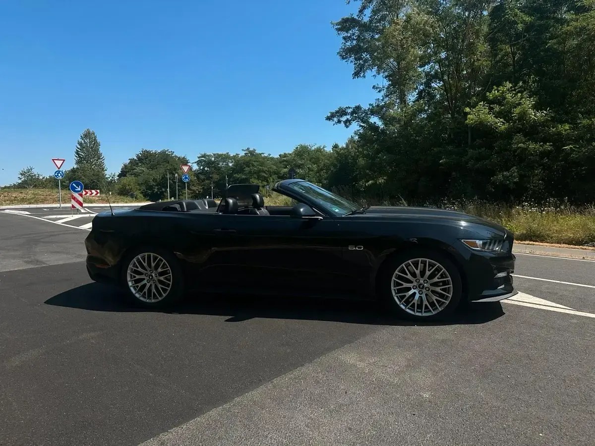 Gebraucht Ford Mustang 421 PS (309 kW) 2016 Schwarz Cabrio
