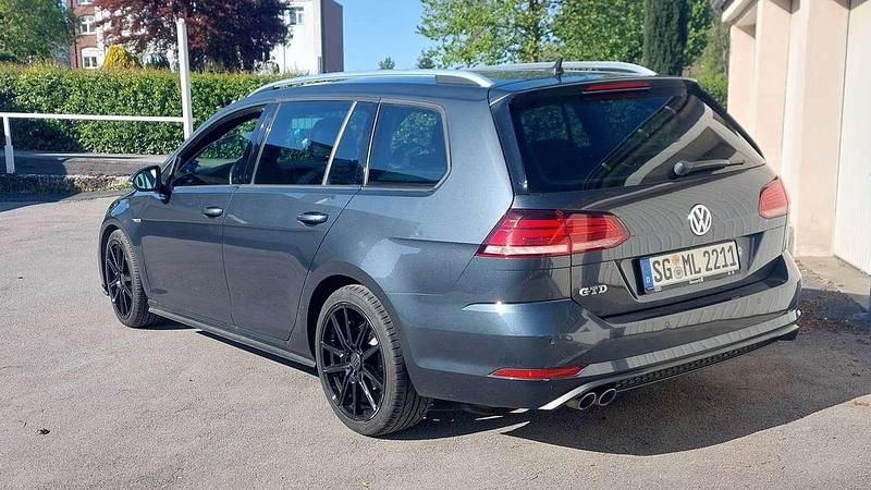 Usado VW Golf VII GTD 184 HP (135 kW) 2018 Cinzento Carrinha