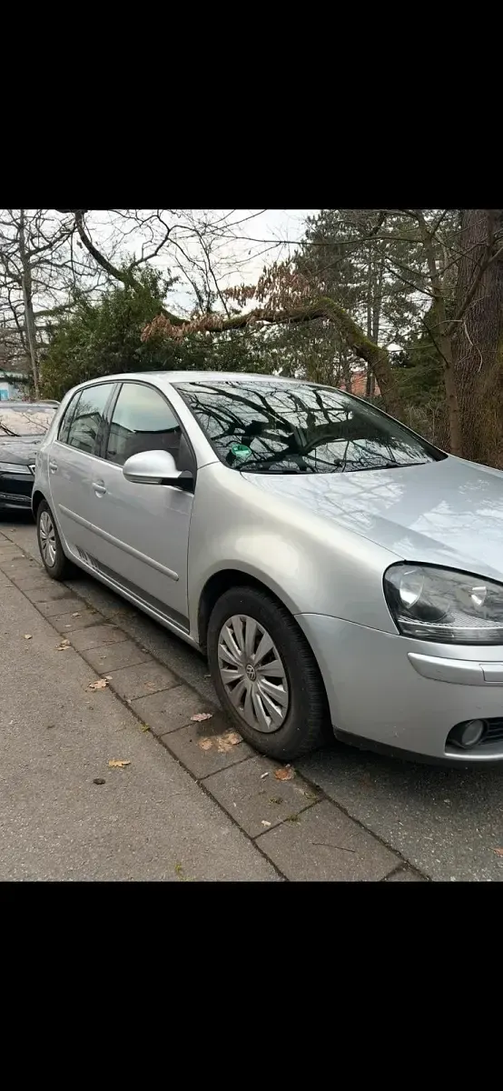 Gebraucht VW Golf VI Trendline 81 PS (59 kW) 2009 Silber Kleinwagen