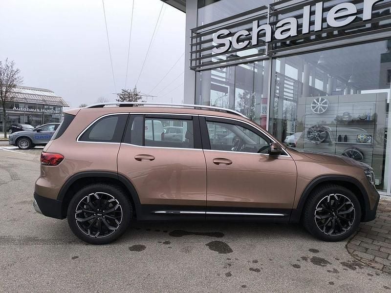 Gebraucht Mercedes GLB250 AMG line 224 PS (164 kW) 2023 SUV