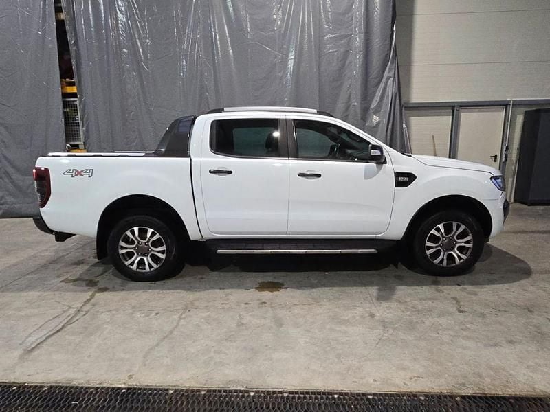 Weiß Gebraucht 2016 Ford Ranger Wildtrack Abholung | 16.390 € (Guter Preis) - Bild 1/4