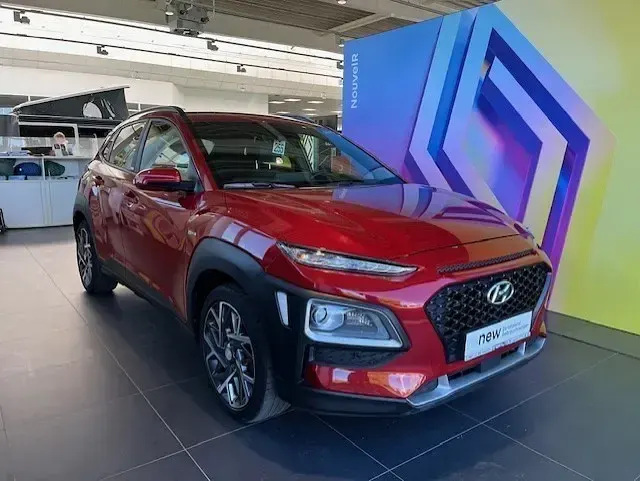 Gebraucht Hyundai Kona Advantage 141 PS (103 kW) 2020 Pulse red / mic SUV