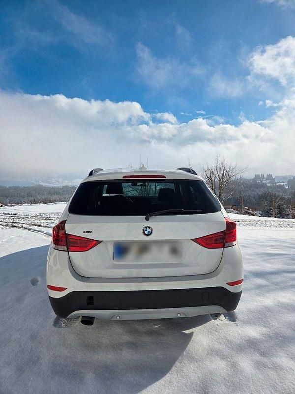 Gebraucht BMW X1 184 PS (135 kW) 2014 Weiß SUV