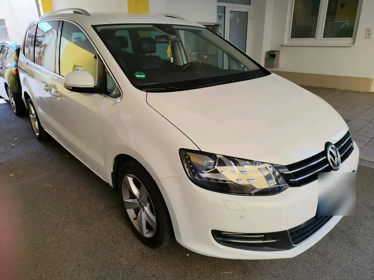 Gebraucht VW Sharan Highline 177 PS (130 kW) 2015 Weiß Van / Kleinbus