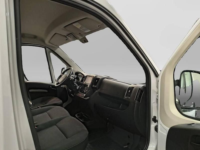 Gebraucht Citroën Jumper 165 PS (121 kW) 2024 Weiß Van / Kleinbus