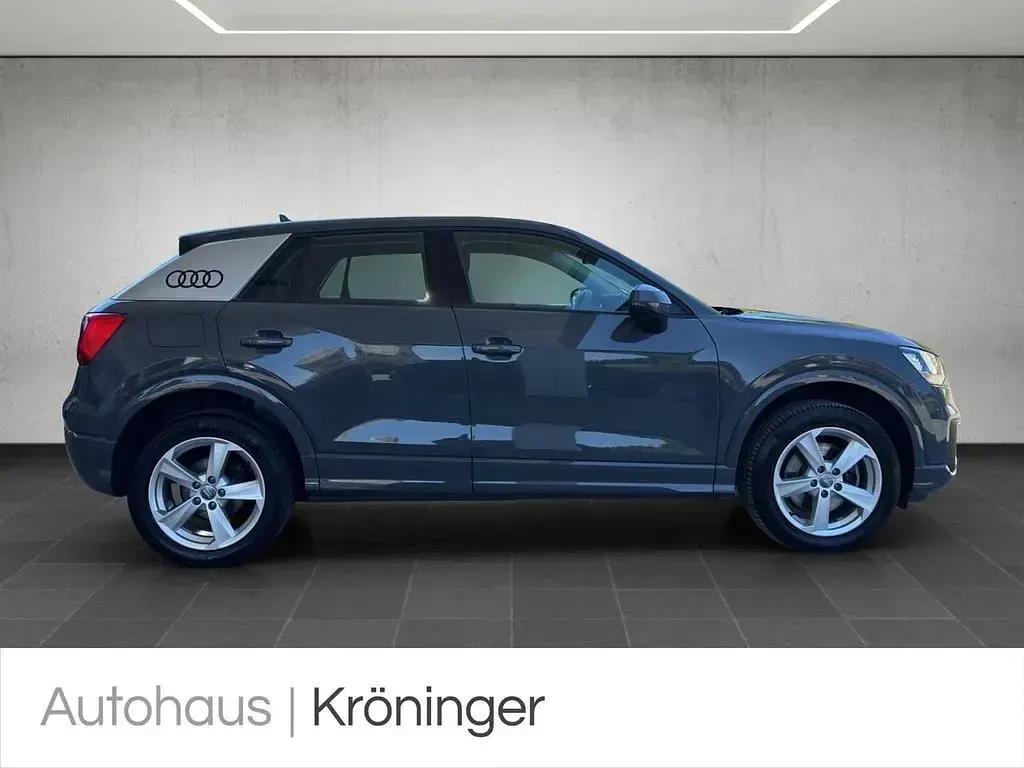 Gebraucht Audi Q2 Sport 150 PS (110 kW) 2018 Nanograu metallic SUV