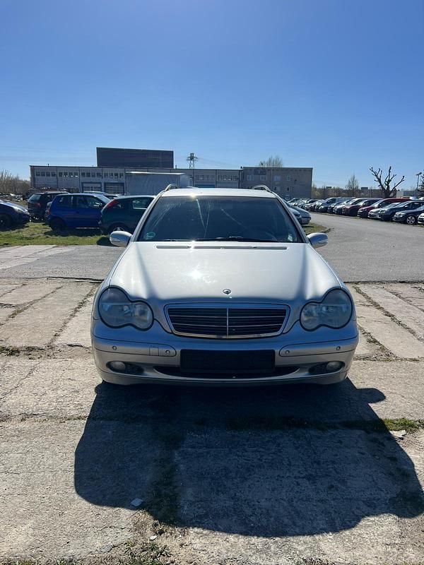 Gebraucht Mercedes C200 163 PS (119 kW) 2003 Grau Kombi