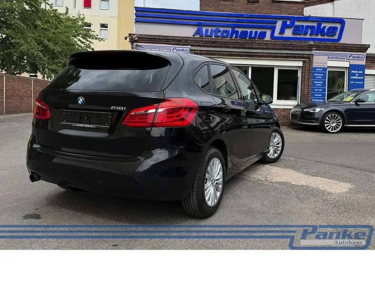 Gebraucht BMW 218 Advantage 136 PS (100 kW) 2016 Schwarz Van / Kleinbus
