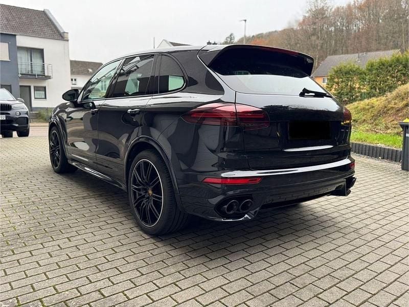 Gebraucht Porsche Cayenne GTS 441 PS (324 kW) 2015 Schwarz SUV