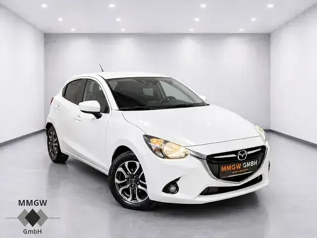 Gebraucht Mazda 2 Sports-Line 90 PS (66 kW) 2016 Weiss Kleinwagen