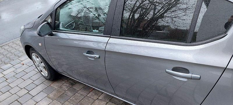 Gebraucht Opel Corsa 101 PS (74 kW) 2018 Grau Kleinwagen