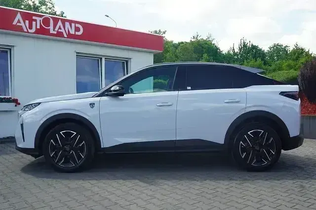 Neu Peugeot 3008 GTi 145 PS (106 kW) 2025 Grau SUV