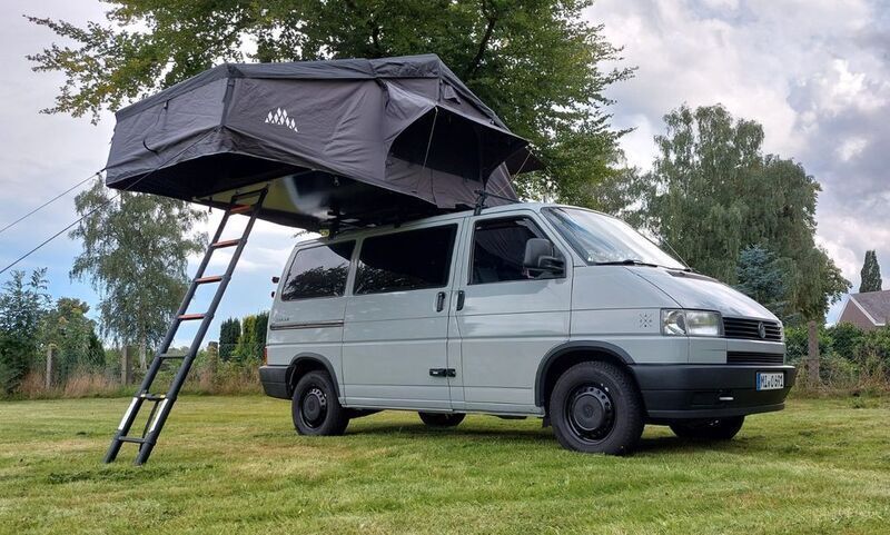 Grau Gebraucht 1991 VW T4 Van | 15.000 € - Bild 1/4
