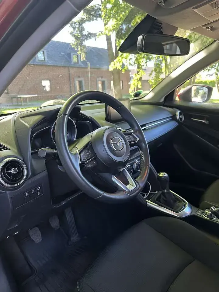 Usata Mazda 2 90 CV (66 kW) 2020 Rosso Berlina
