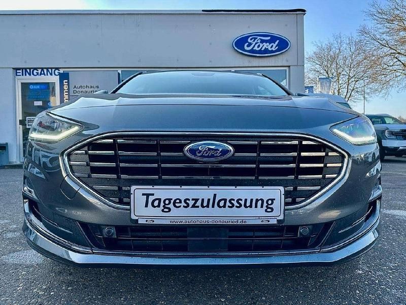 Nowe Ford Focus Titanium 155 KM (114 kW) 2025 Szary Sedan/Limuzyna