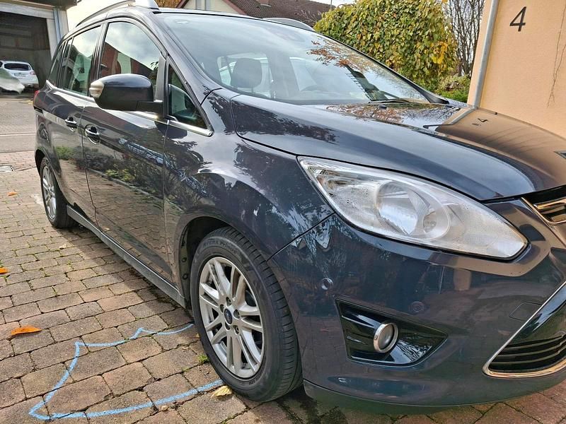 Gebraucht Ford C-MAX Titanium 140 PS (102 kW) 2014 Grau Van / Kleinbus