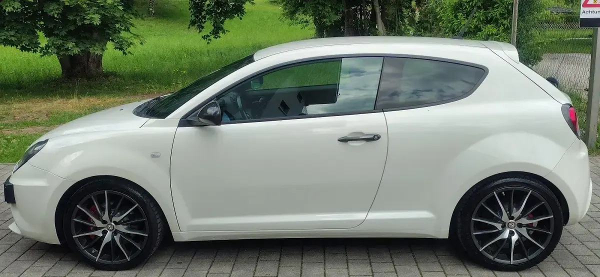 Gebraucht Alfa Romeo MiTo Quadrifoglio Verde 170 PS (125 kW) 2017 Weiß Kleinwagen