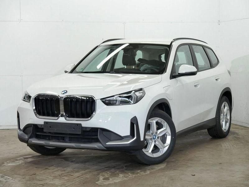 Weiß Gebraucht 2024 BMW X1 SUV | 40.290 € (Guter Preis) - Bild 1/4