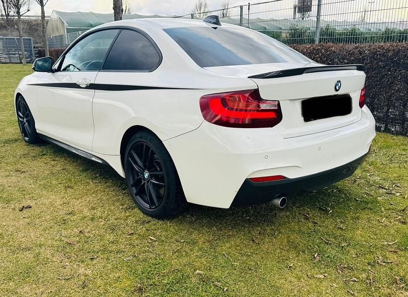 Gebraucht BMW 220 M Sport 190 PS (139 kW) 2014 Weiß Coupé