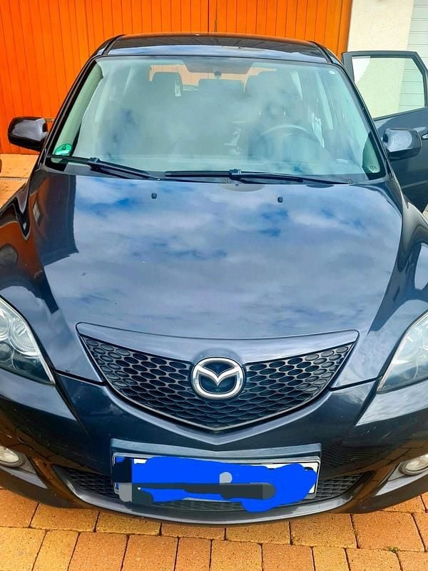 Grau Gebraucht 2006 Mazda 3 Kleinwagen | 2.000 € (Guter Preis) - Bild 1/4