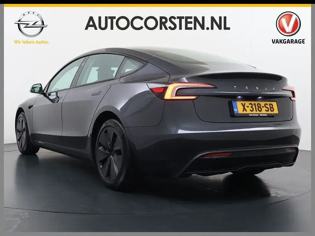 Gebraucht Tesla Model 3 RWD 208 kW (283 PS) 2024 Grau Limousine