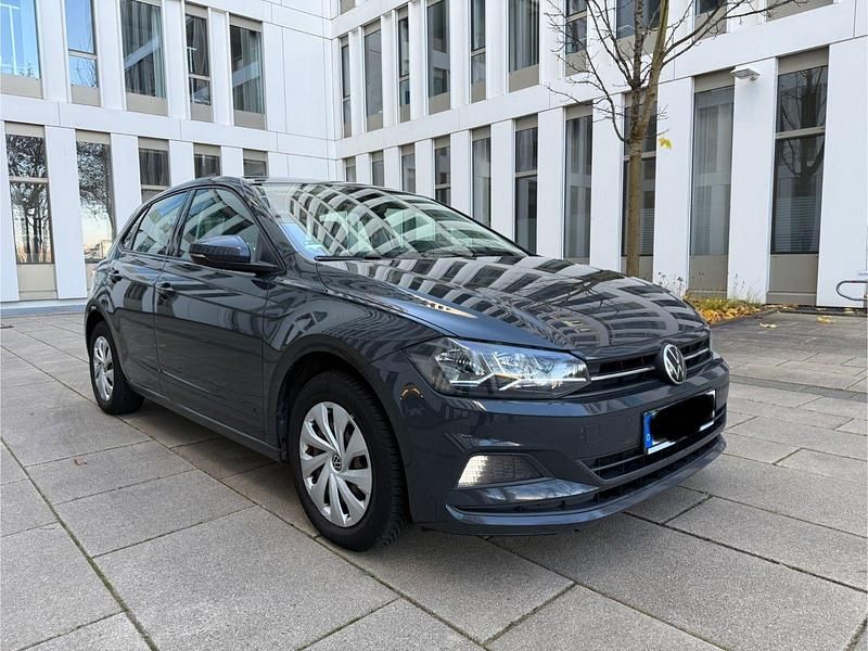 Grau Gebraucht 2020 VW Polo United Kleinwagen | 9.299 € (Guter Preis) - Bild 1/4