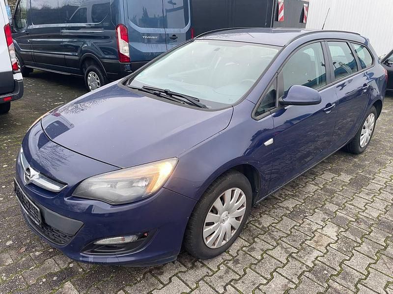 Blau Gebraucht 2013 Opel Astra Selection Limousine | 2.300 € (Superpreis) - Bild 1/4