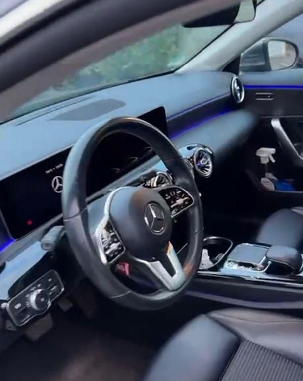 Gebraucht Mercedes CLA180 Progressive 116 PS (85 kW) 2019 Grau Limousine