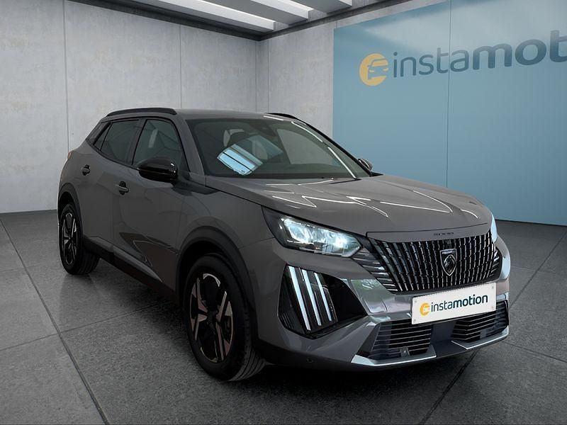 Gebraucht Peugeot 2008 Allure 131 PS (96 kW) 2025 Grau SUV